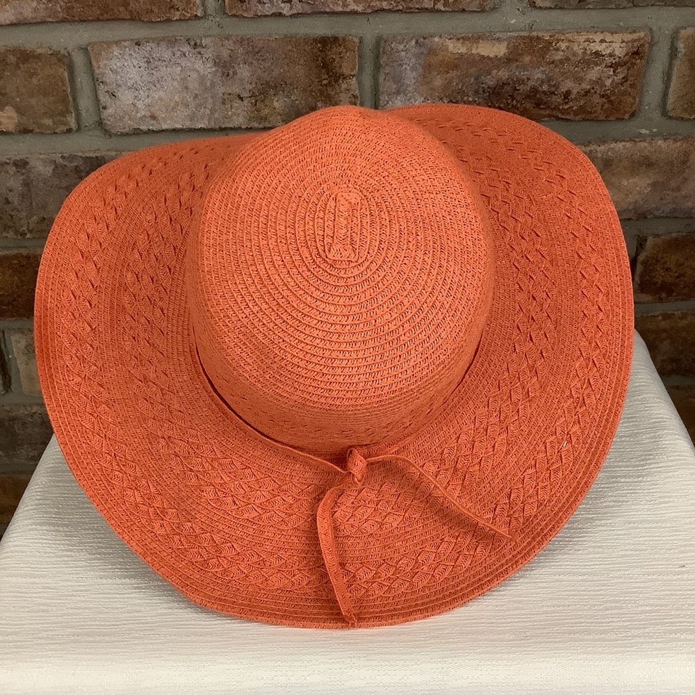 BIJOUX TERNER Floppy Orange Straw Sun Hat - Picture 2 of 9